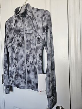 NWT Lululemon Define Cropped Jacket Nulu Size 6 Meadow Haze Grey Multi
